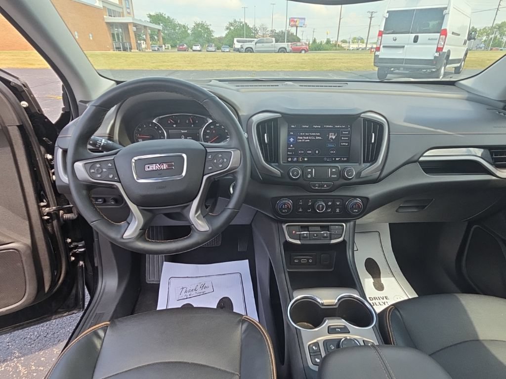 Used 2023 GMC Terrain AT4 w/ Tech Package AWD/4WD image 34