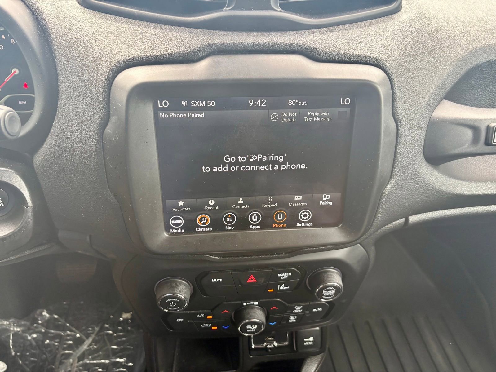 Used 2021 Jeep Renegade Latitude FWD image 16