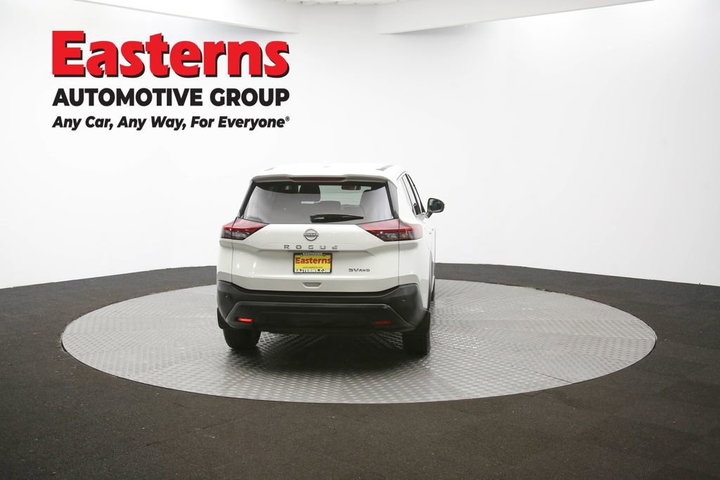Used 2022 Nissan Rogue SV image 36