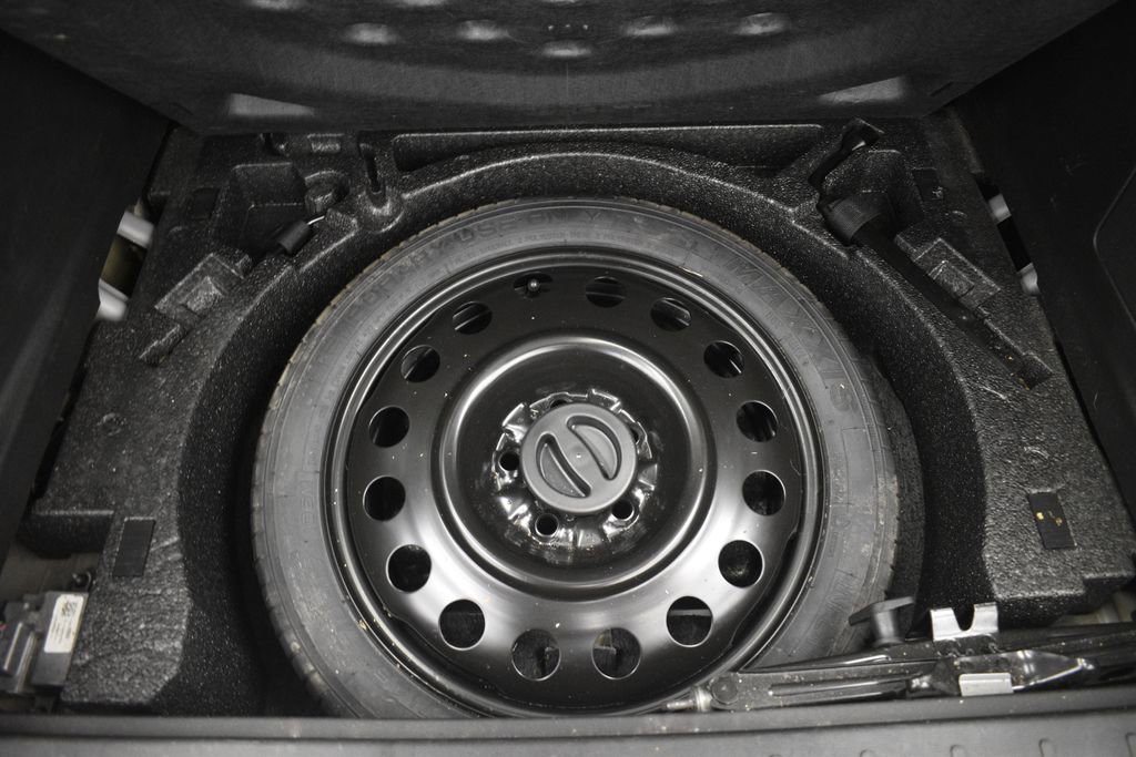 Used 2017 GMC Terrain SLE image 23