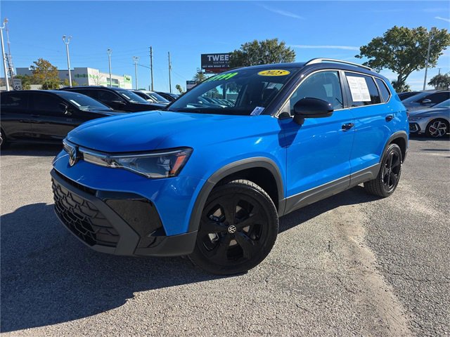 Used 2025 Volkswagen Taos SE image 30