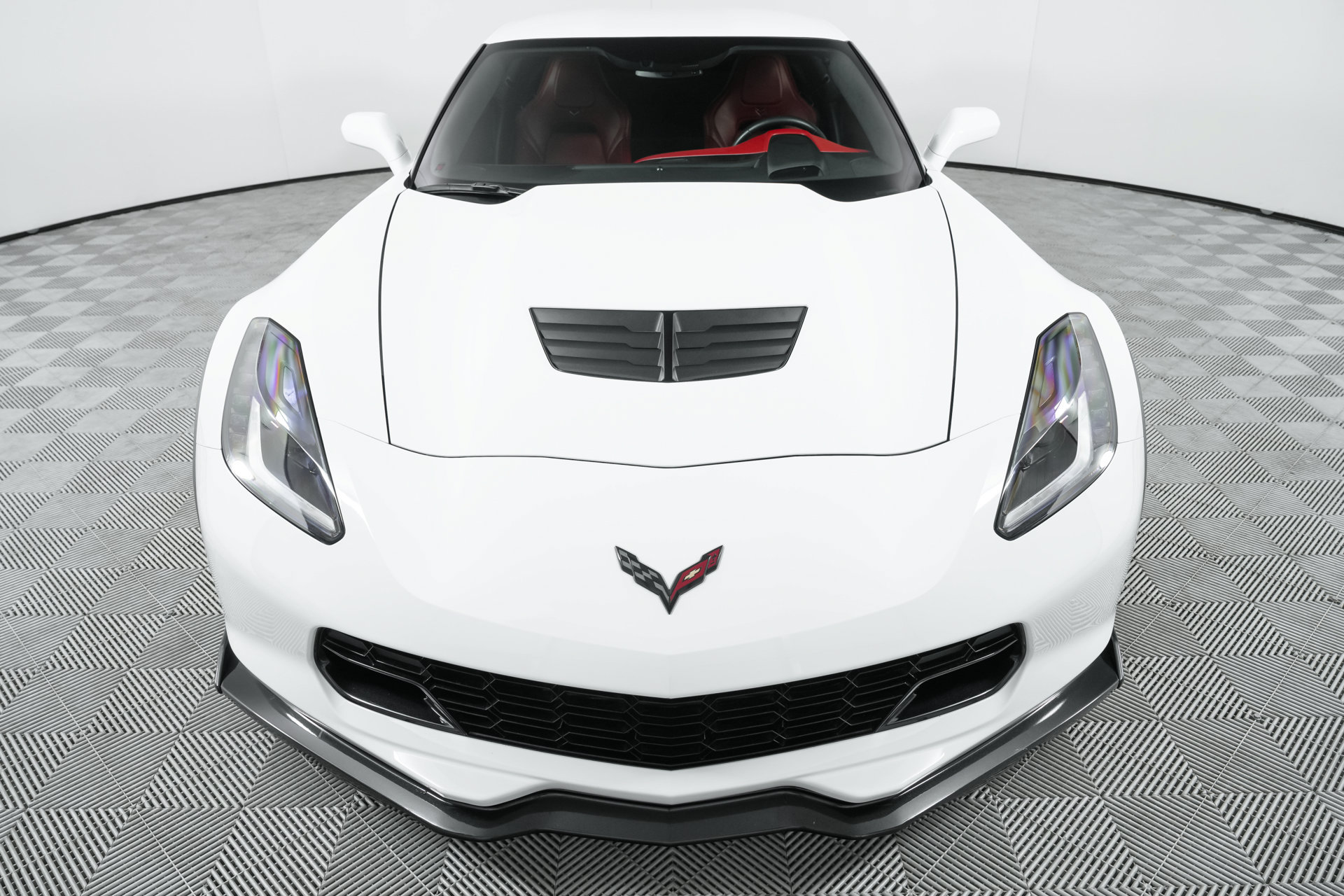 Used 2015 Chevrolet Corvette Z06 w/ 3LZ Preferred Equipment Group RWD image 29