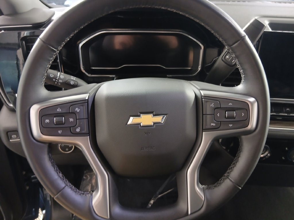 Certified 2024 Chevrolet Silverado 1500 LT AWD/4WD image 22