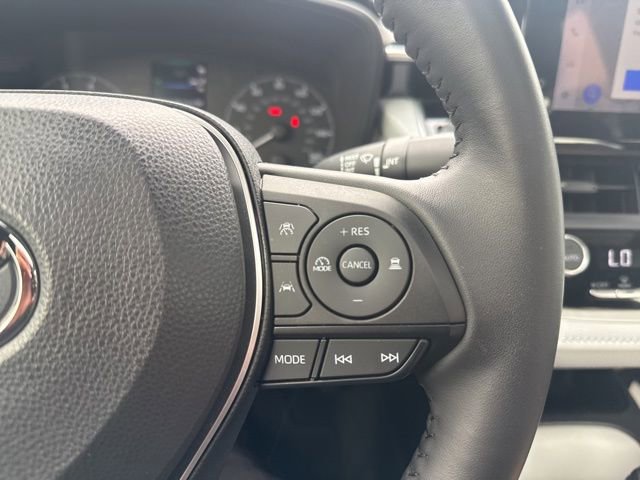 Used 2023 Toyota Corolla SE w/ SE Package FWD image 14