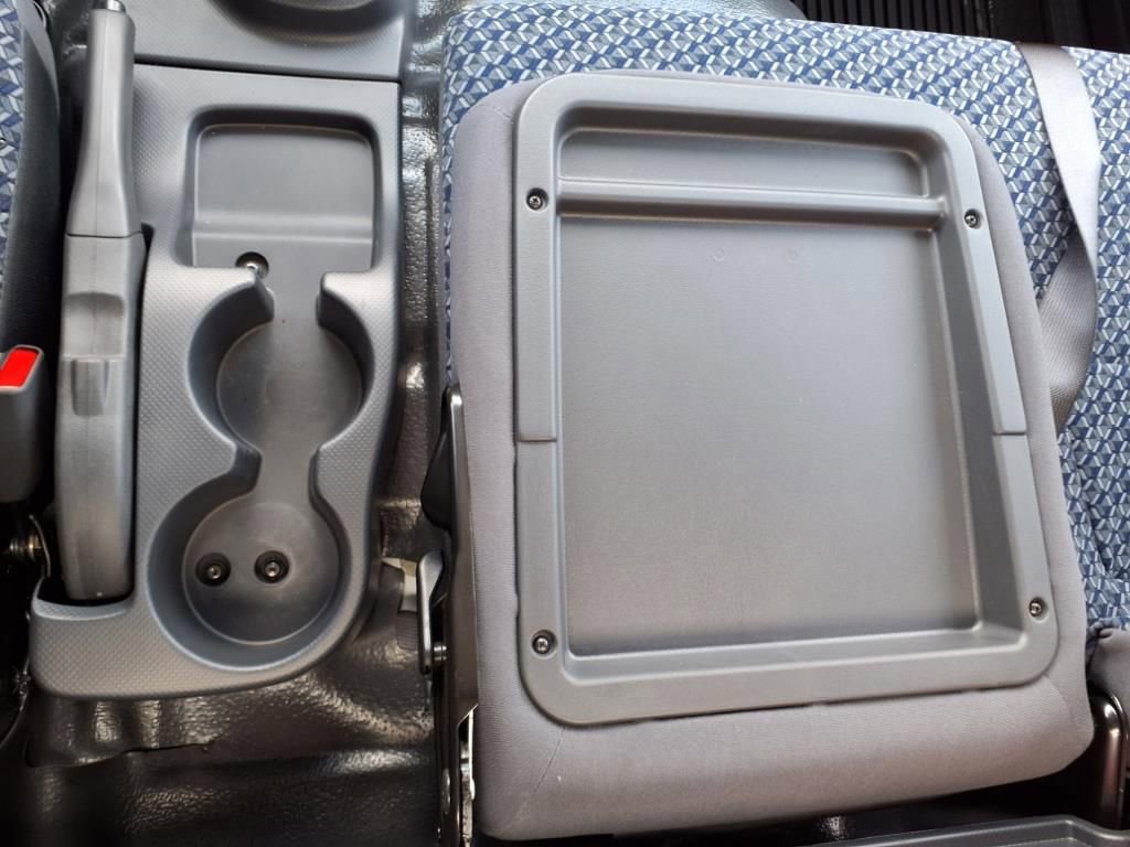 New 2025 Chevrolet Low Cab Forward image 9