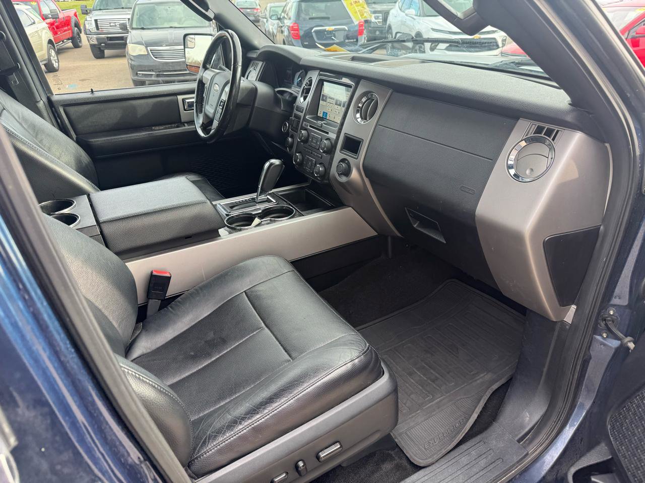 Used 2017 Ford Expedition EL Limited w/ Equipment Group 301A image 12