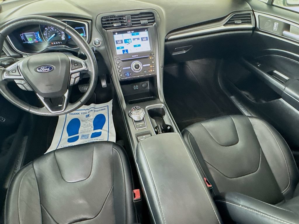 Used 2019 Ford Fusion Titanium FWD image 28