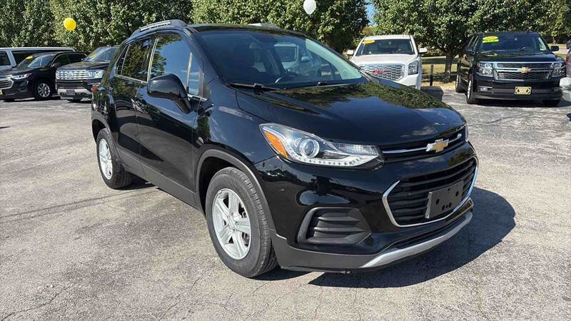 Used 2020 Chevrolet Trax LT image 2