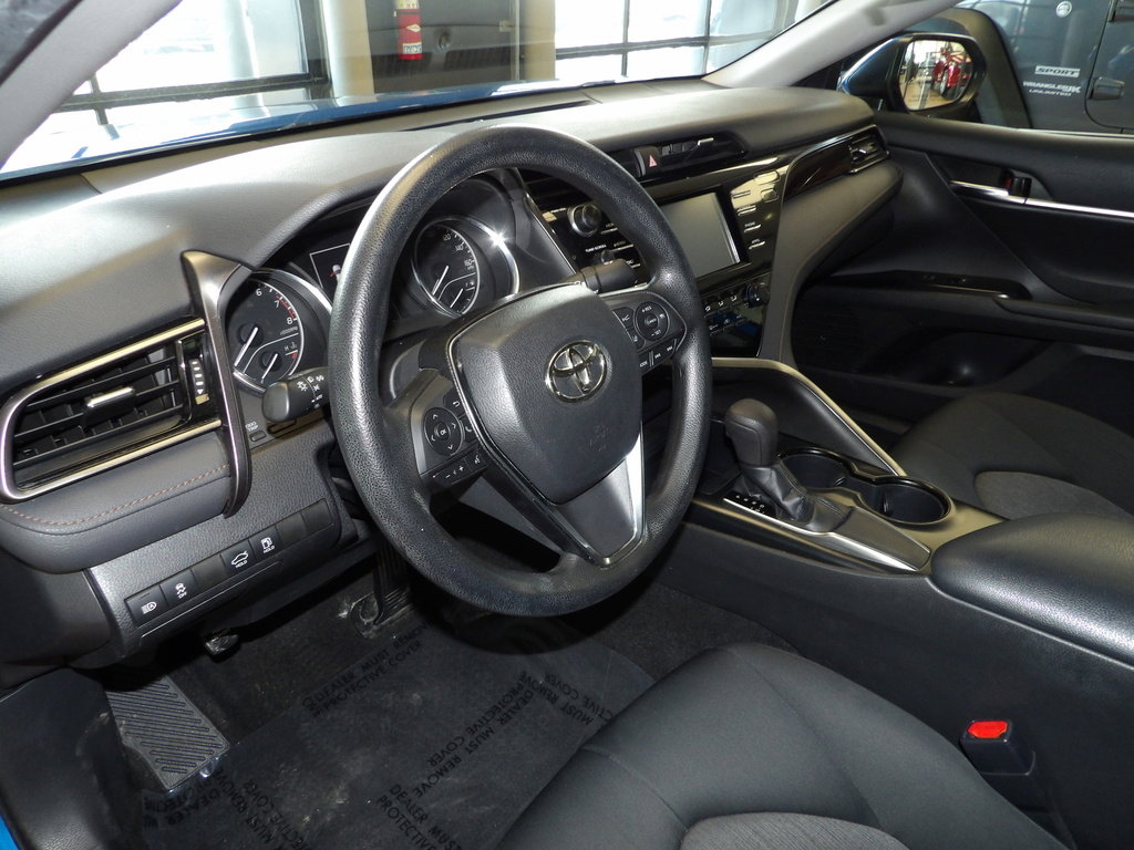 Used 2019 Toyota Camry LE image 24