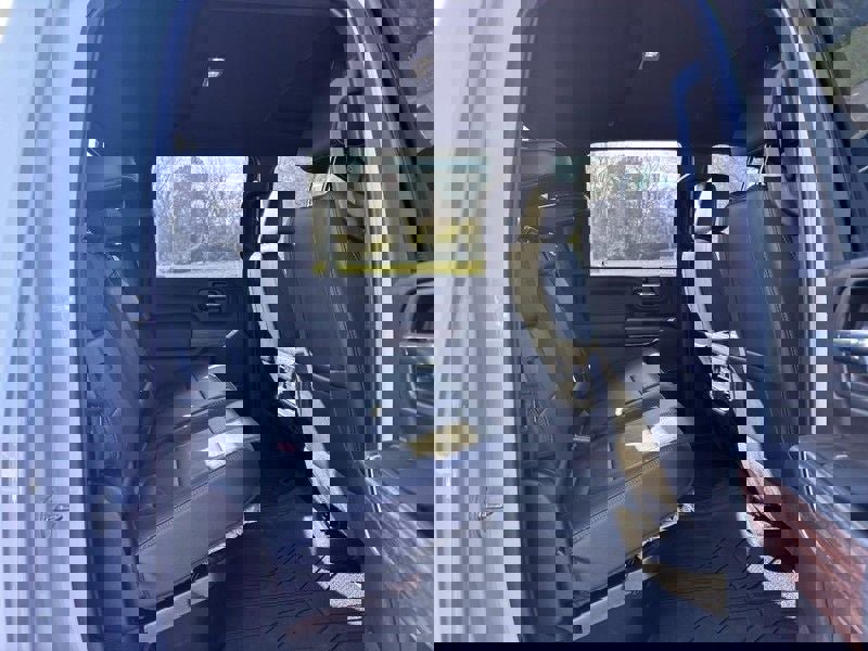 Used 2023 Chevrolet Silverado 3500 High Country image 10