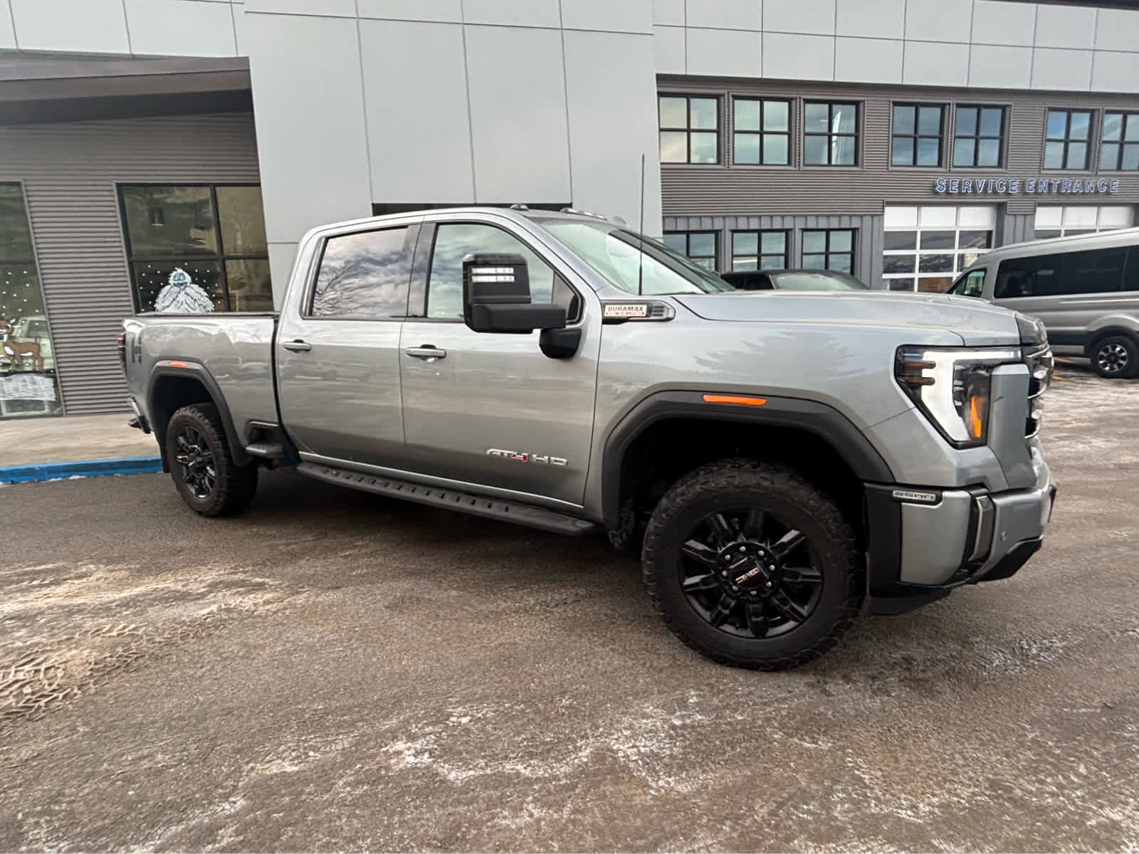 Used 2024 GMC Sierra 2500 AT4 w/ AT4 Premium Plus Package image 24