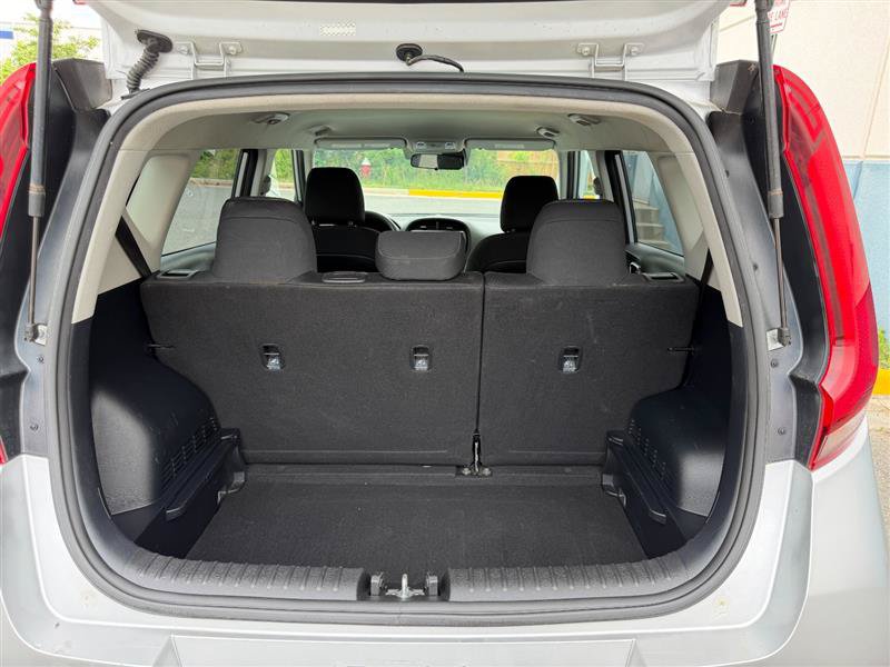 Used 2020 Kia Soul S FWD image 32