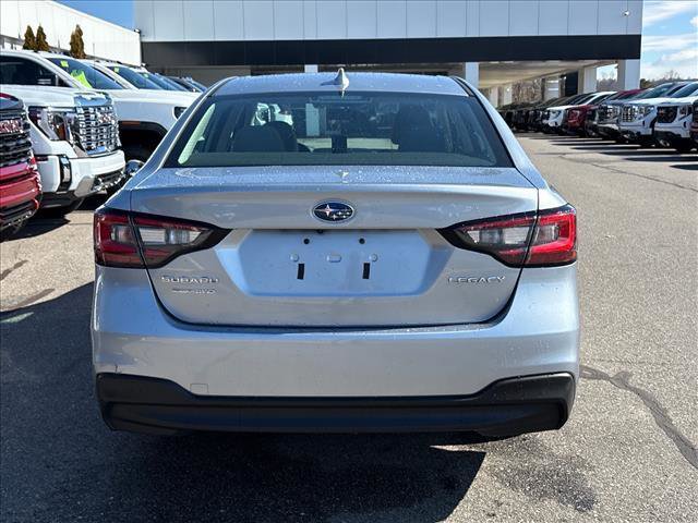Used 2022 Subaru Legacy Premium image 5
