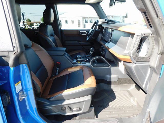 New 2024 Ford Bronco Outer Banks AWD/4WD image 18