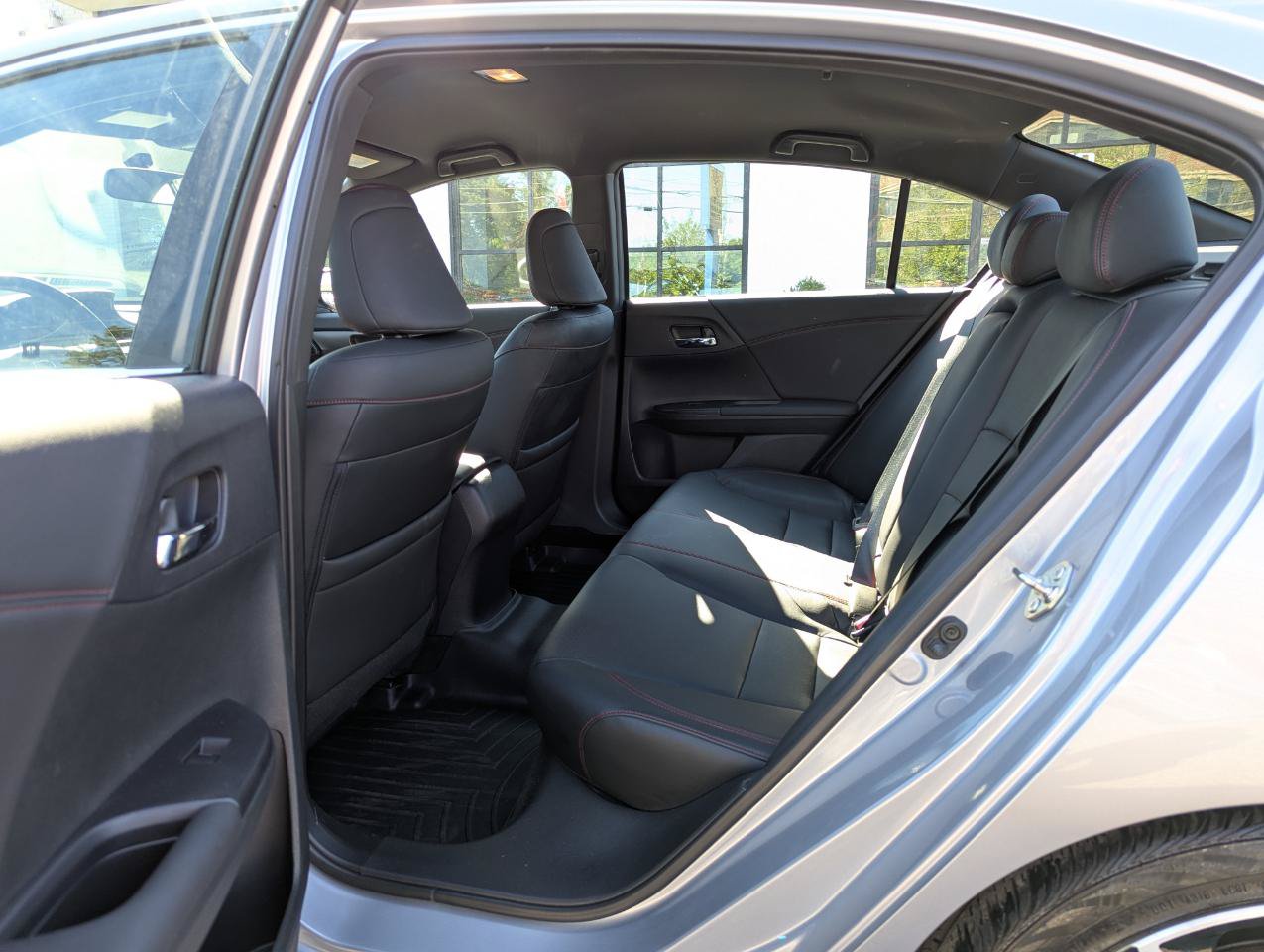 Used 2017 Honda Accord Sport Special Edition image 39