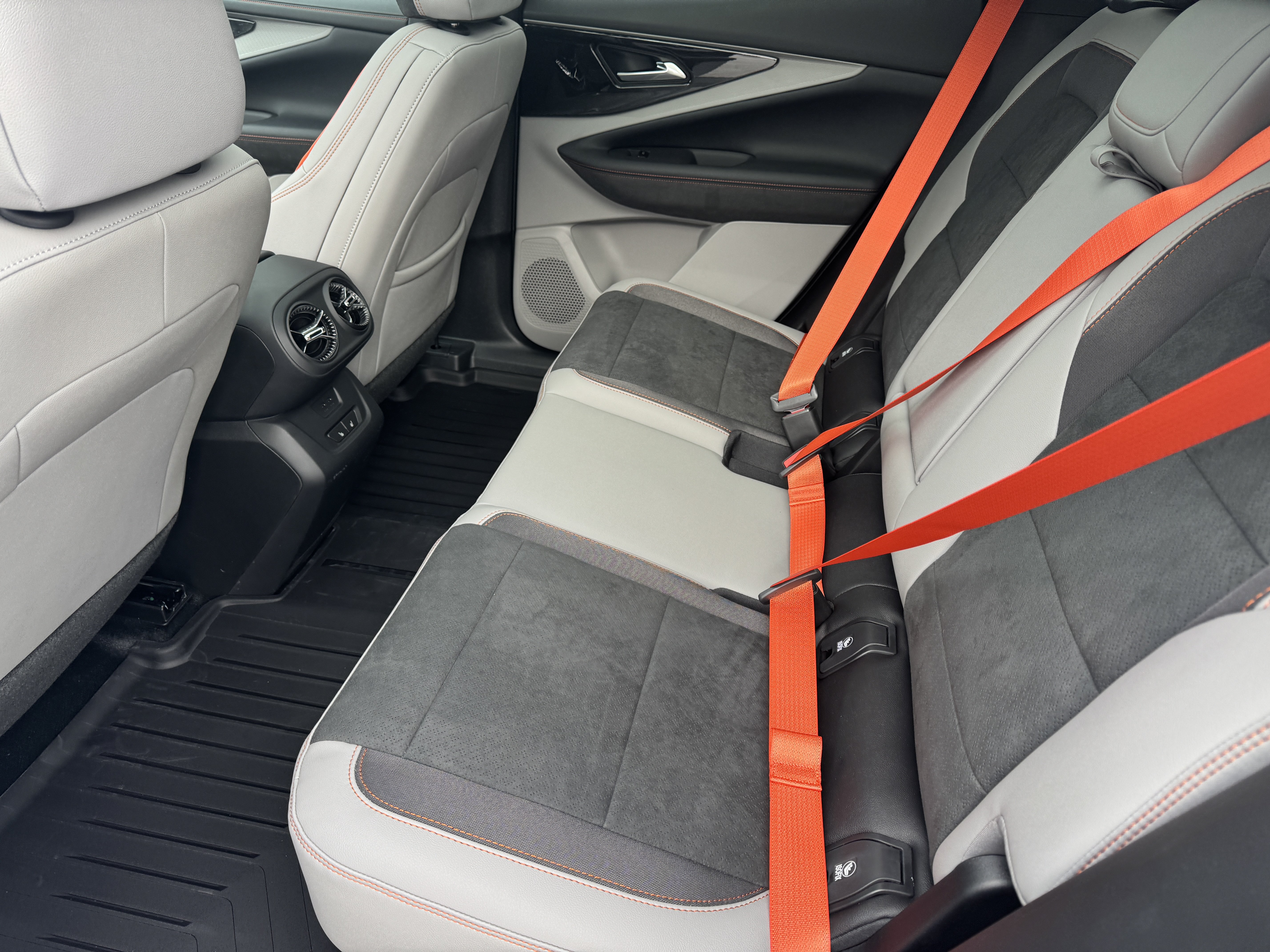 New 2026 Chevrolet Blazer EV SS w/ Performance Package image 16