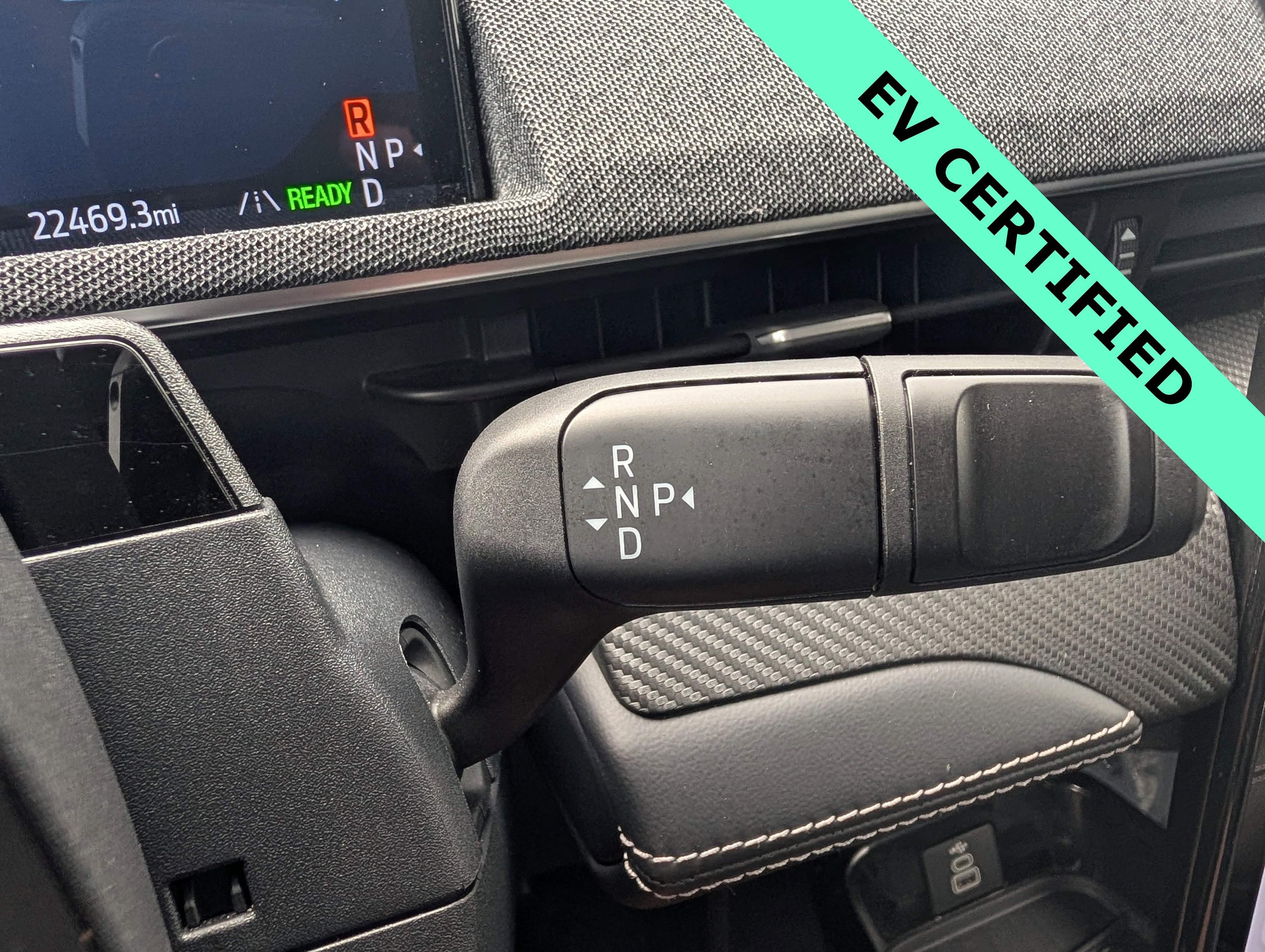 Certified 2025 Ford Mustang Mach-E Premium AWD/4WD image 32