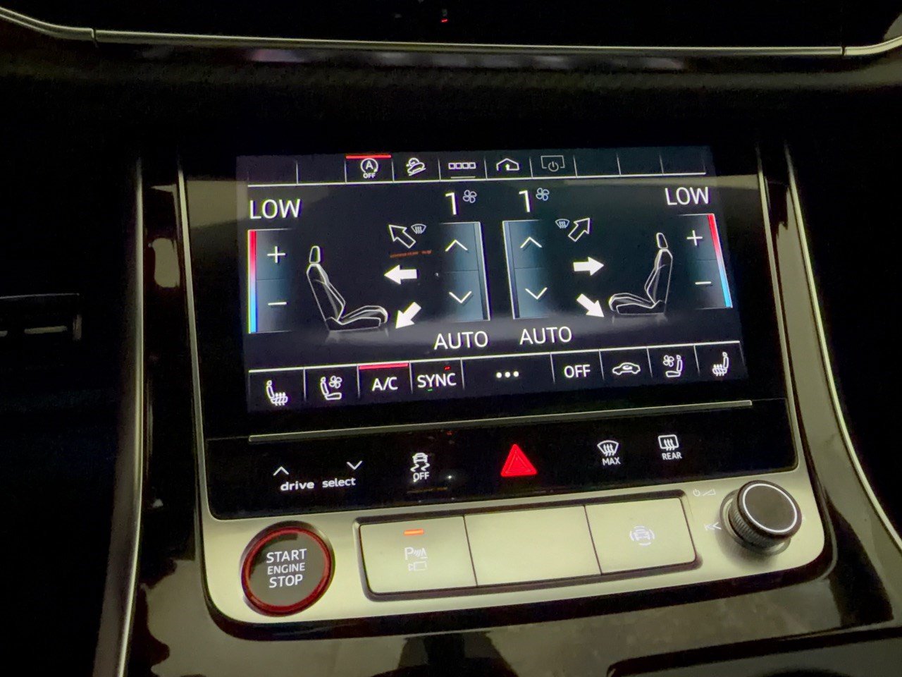 Certified 2024 Audi SQ8 Premium Plus AWD/4WD image 22