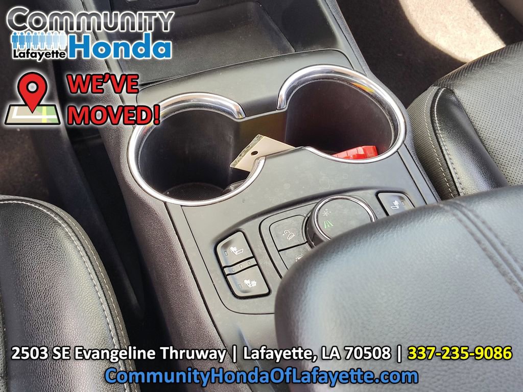 Used 2023 GMC Terrain SLT w/ LPO, Floor Liner Package FWD image 30