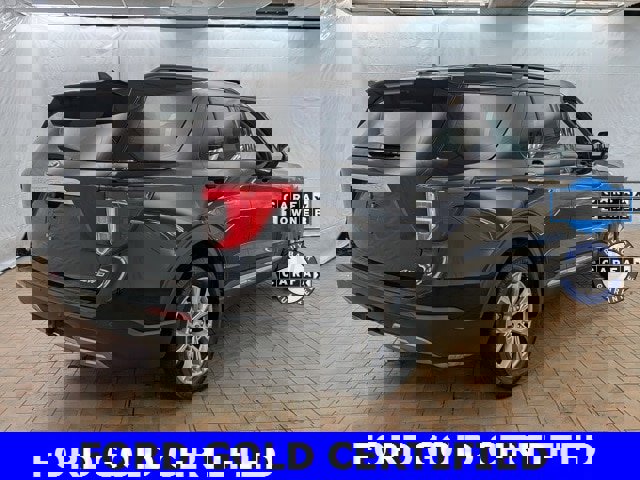 Certified 2023 Ford Explorer XLT w/ Equipment Group 202A image 7