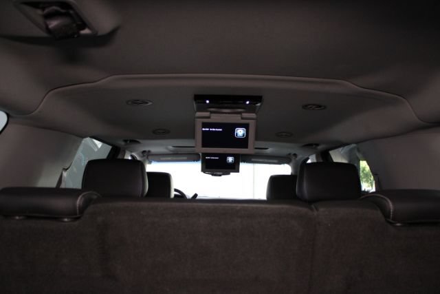Used 2016 Chevrolet Suburban LTZ AWD/4WD image 29