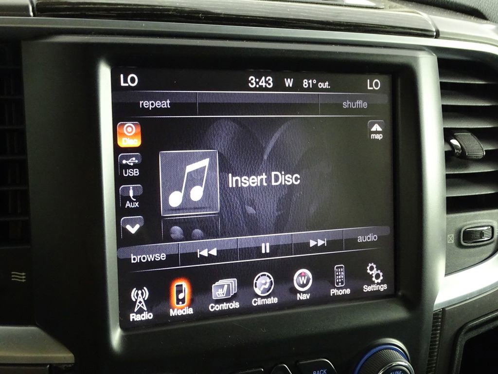 Used 2015 RAM 1500 Laramie Limited image 35