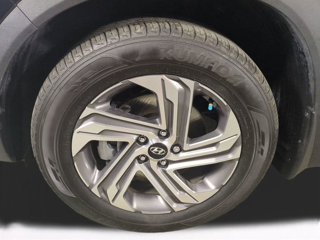 Certified 2023 Hyundai Santa Fe SE FWD image 11
