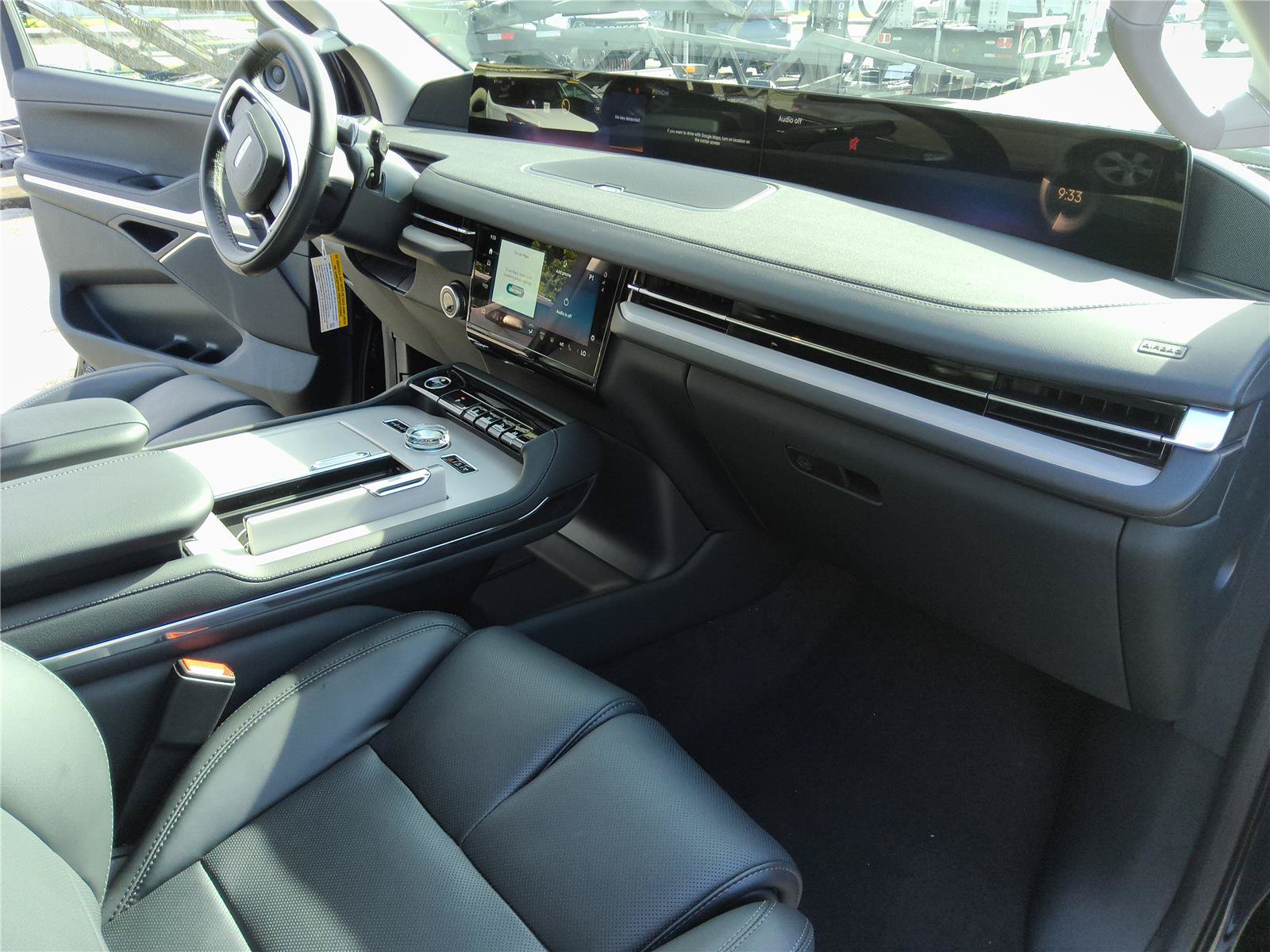 New 2027 Lincoln Navigator Premiere RWD image 25
