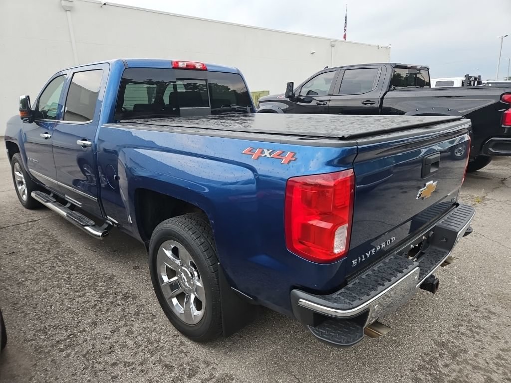 Used 2018 Chevrolet Silverado 1500 LTZ w/ LTZ Plus Package AWD/4WD image 11
