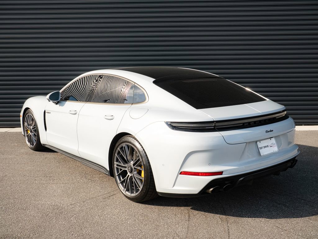 Certified 2025 Porsche Panamera Turbo image 3