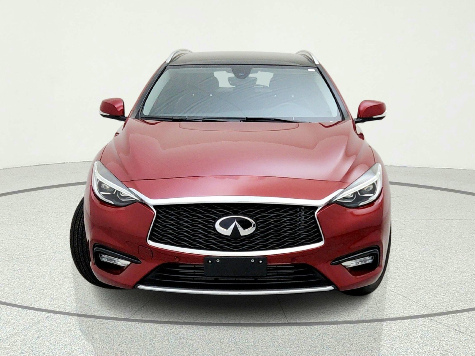 Used 2019 INFINITI QX30 w/ Cargo Package FWD image 3