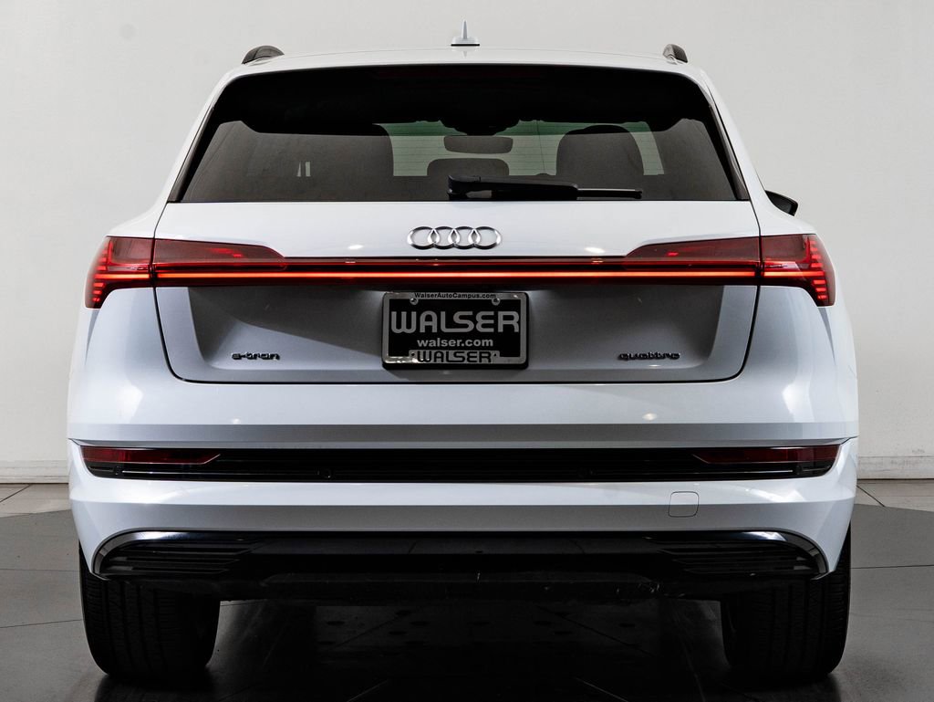 Used 2021 Audi e-tron Premium w/ Convenience Plus Package AWD/4WD image 7