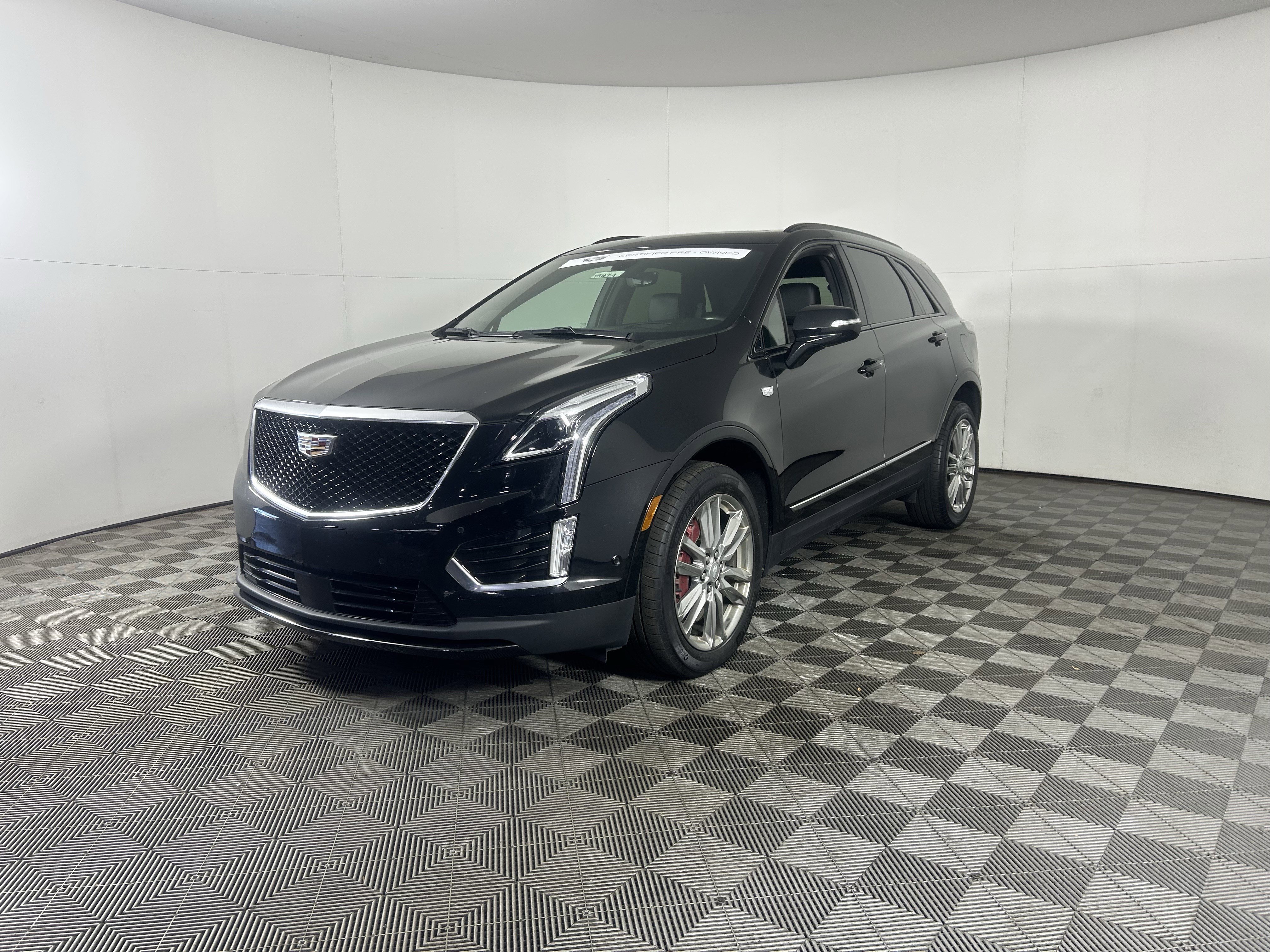 Used 2022 Cadillac XT5 Sportv w/ Technology Package image 3