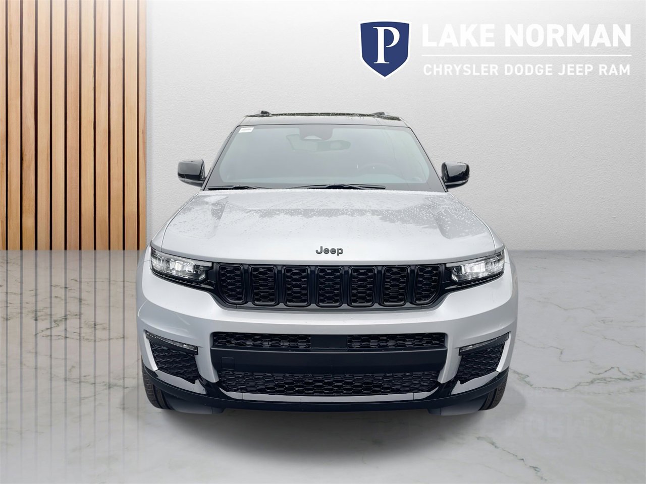 New 2025 Jeep Grand Cherokee L Limited image 3