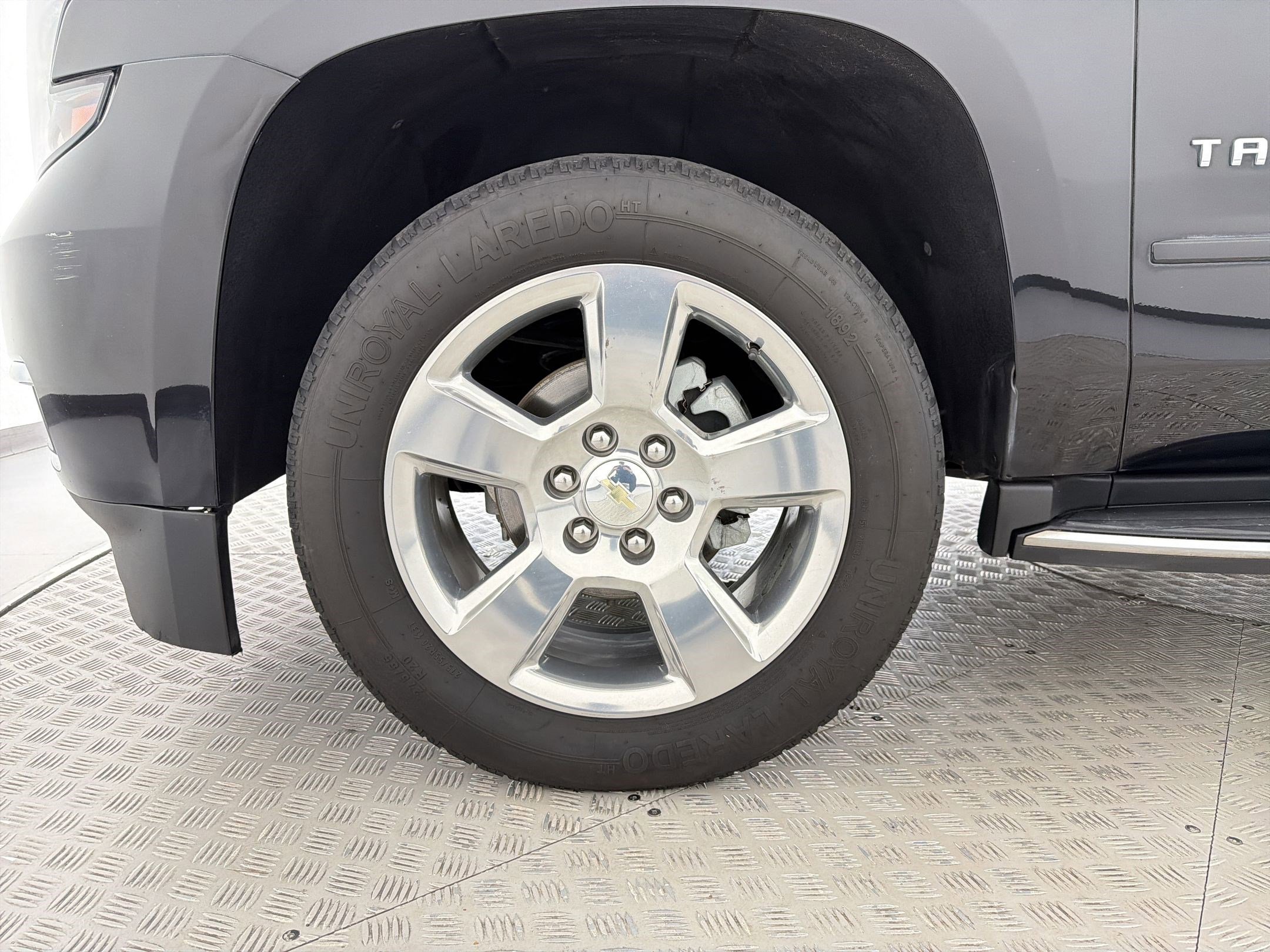 Used 2019 Chevrolet Tahoe Premier RWD image 11