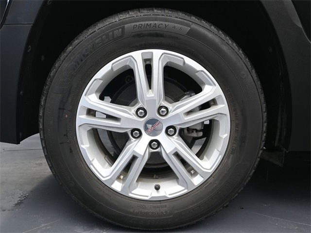 Used 2022 GMC Terrain SLE w/ Driver Convenience Package image 9