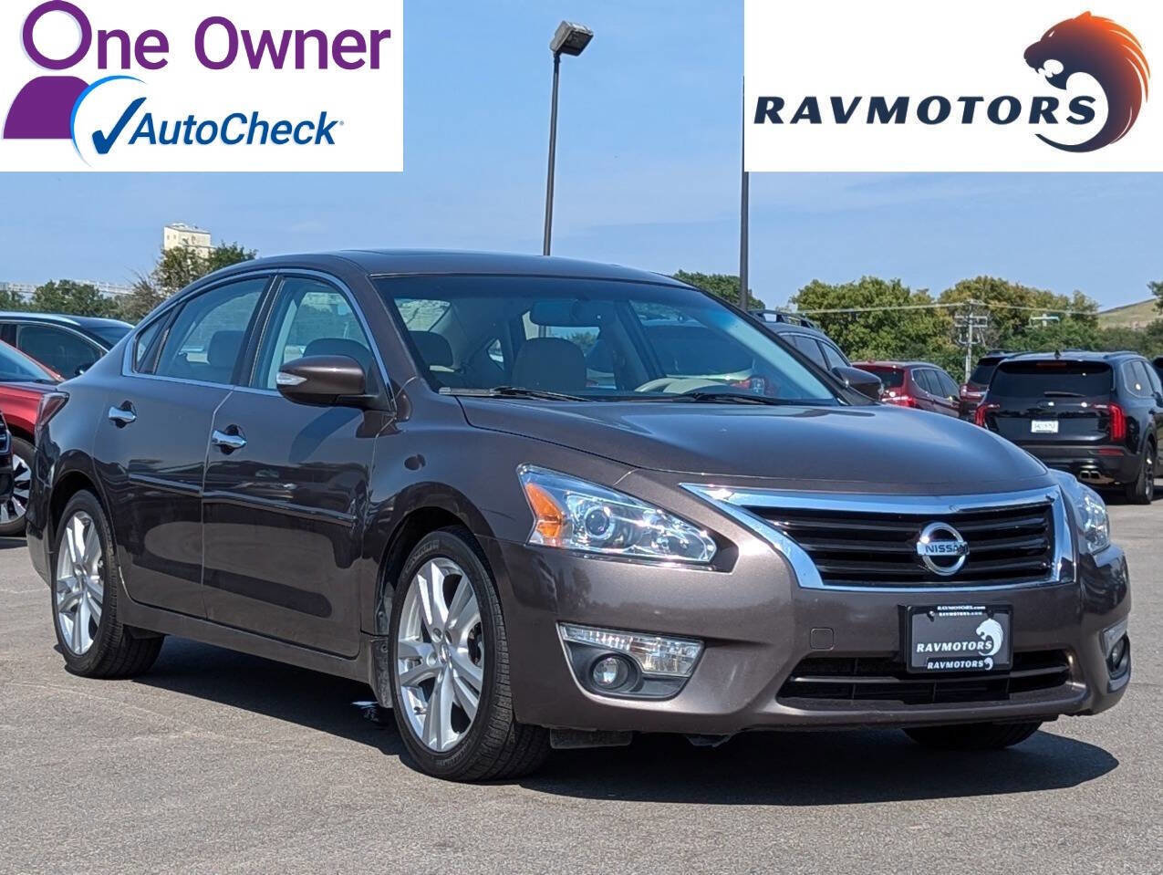 Used 2014 Nissan Altima 3.5 SL w/ Technology Package FWD image 2