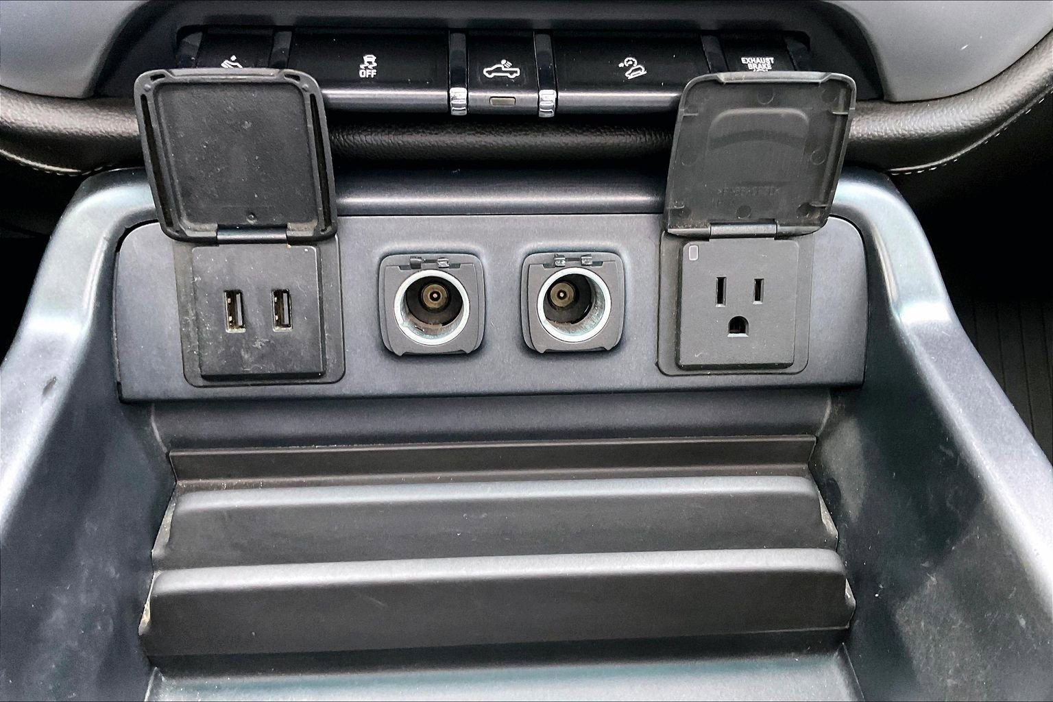 Used 2016 GMC Sierra 3500 SLT image 31