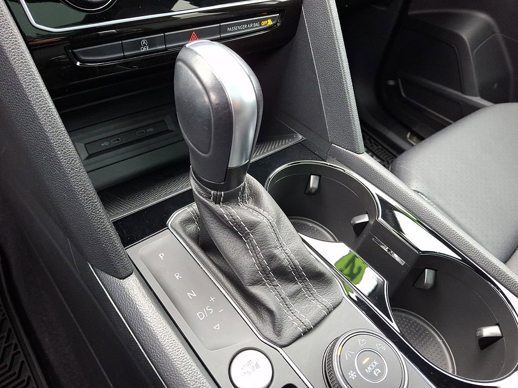 Used 2023 Volkswagen Atlas Cross Sport SEL image 16