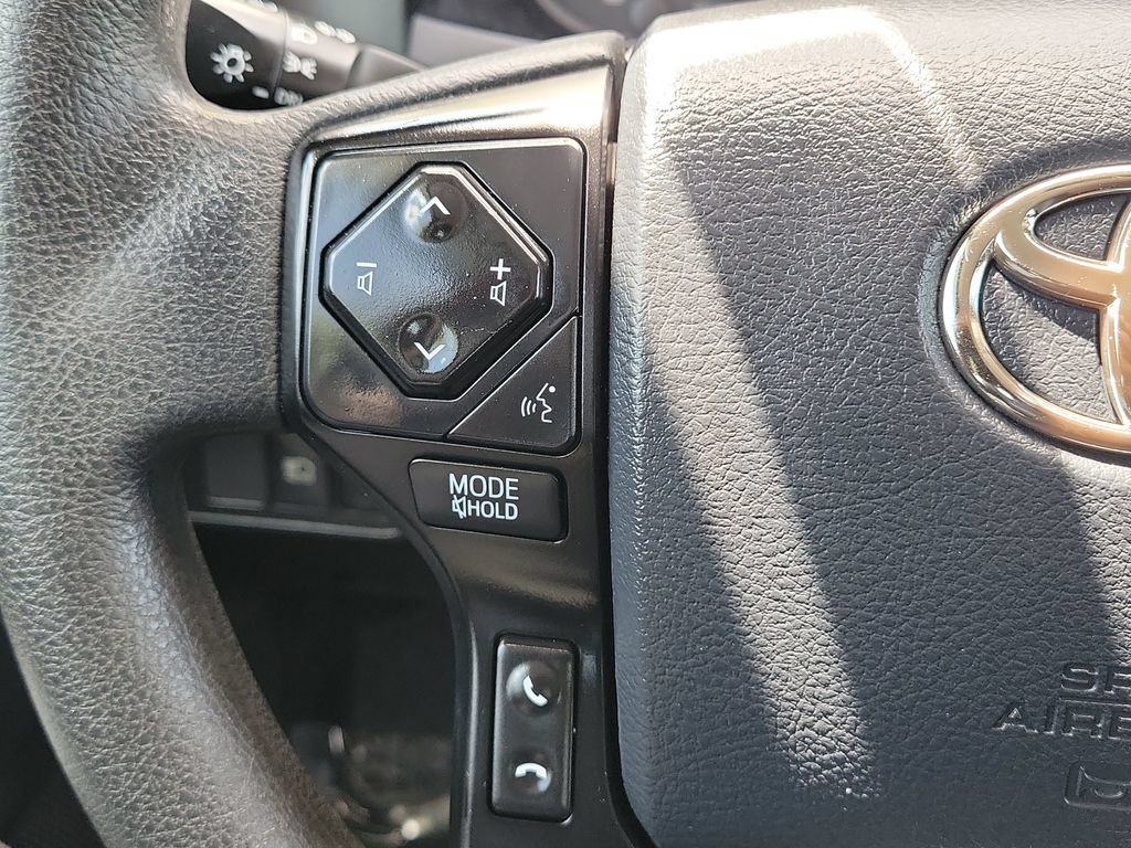 Used 2018 Toyota Tacoma SR w/ SR Convenience Package RWD image 9