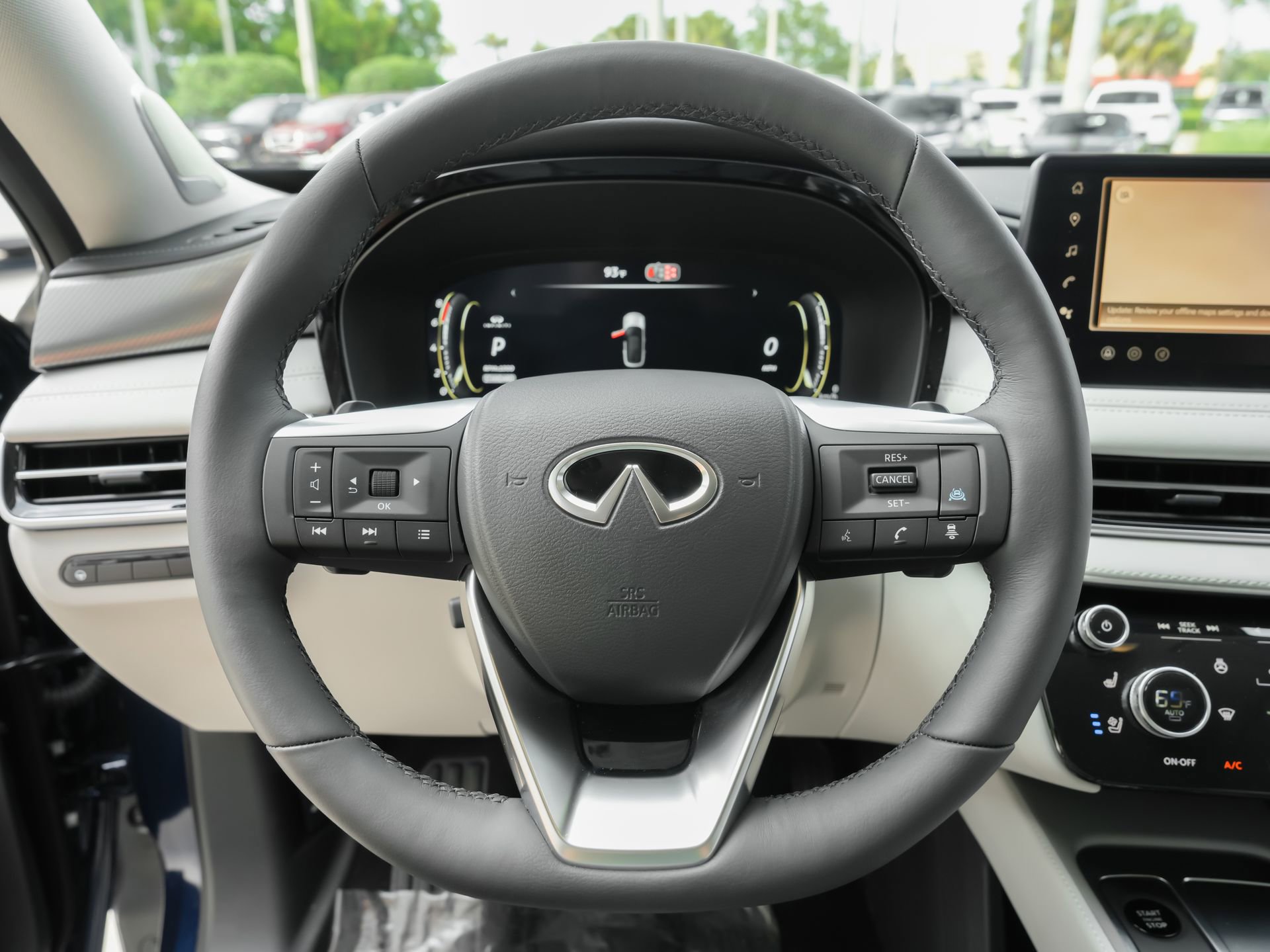 Certified 2026 INFINITI QX60 Luxe w/ Cargo Package FWD image 9