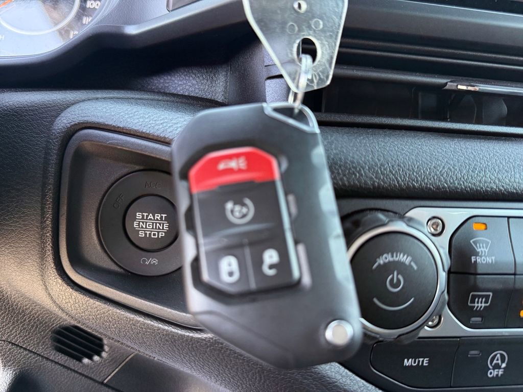 New 2025 Jeep Wrangler Sport S image 31