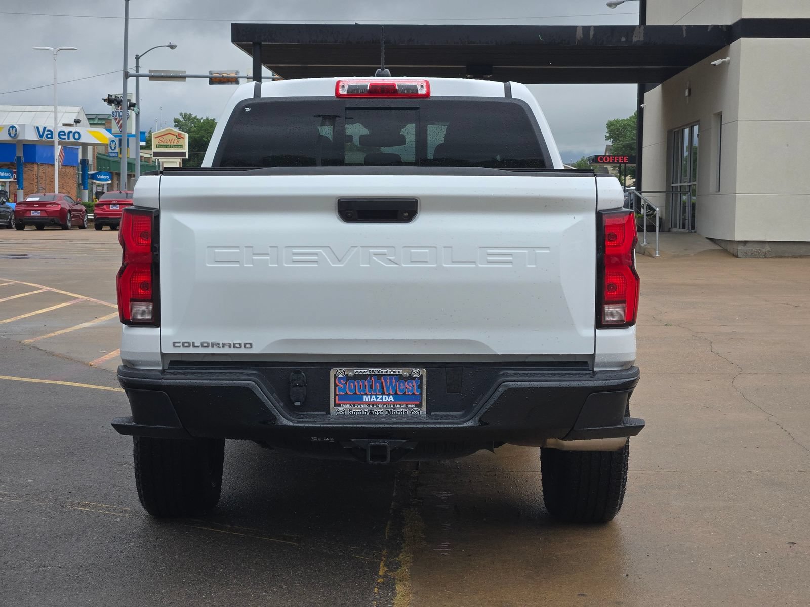 Used 2024 Chevrolet Colorado Z71 w/ Z71 Convenience Package 2 AWD/4WD image 8