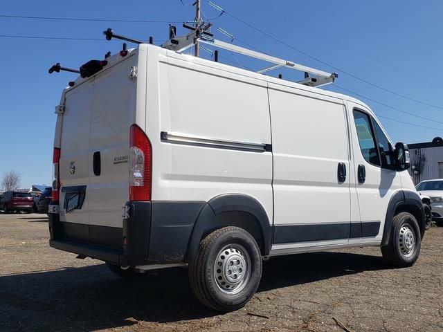 Used 2025 RAM ProMaster 1500 w/ Premium Convenience Group FWD image 3