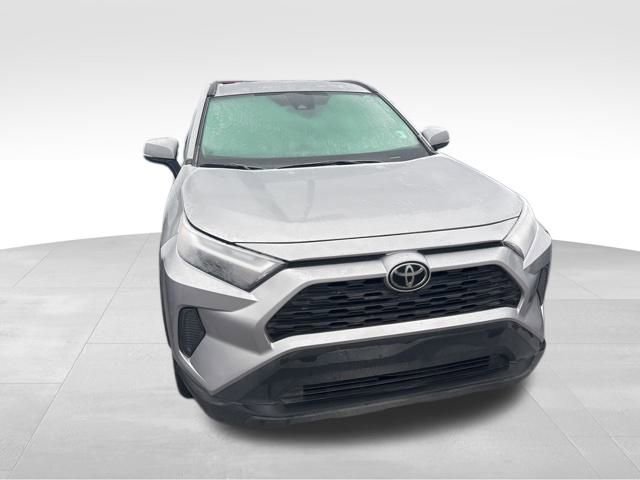 Used 2023 Toyota RAV4 XLE image 39