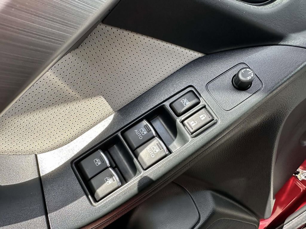 Used 2018 Subaru Forester 2.5i Limited image 32