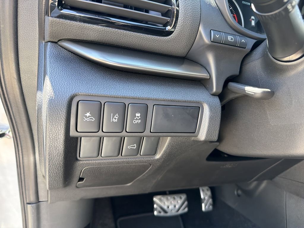 New 2026 Mitsubishi Eclipse Cross AWD image 17