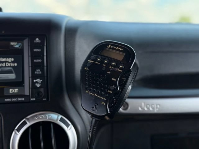 Used 2016 Jeep Wrangler Unlimited Rubicon AWD/4WD image 23
