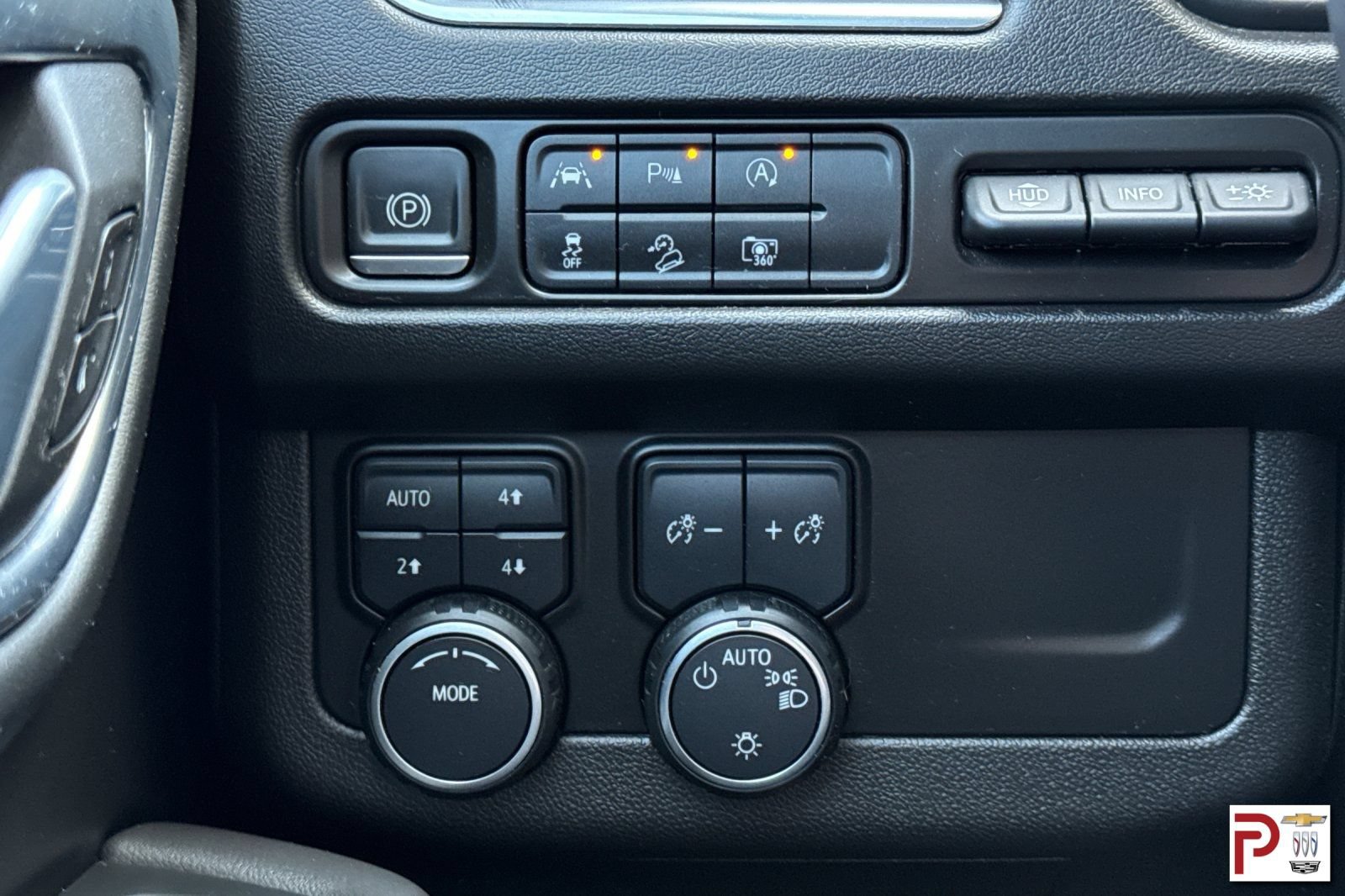 Certified 2023 Chevrolet Tahoe Premier AWD/4WD image 34