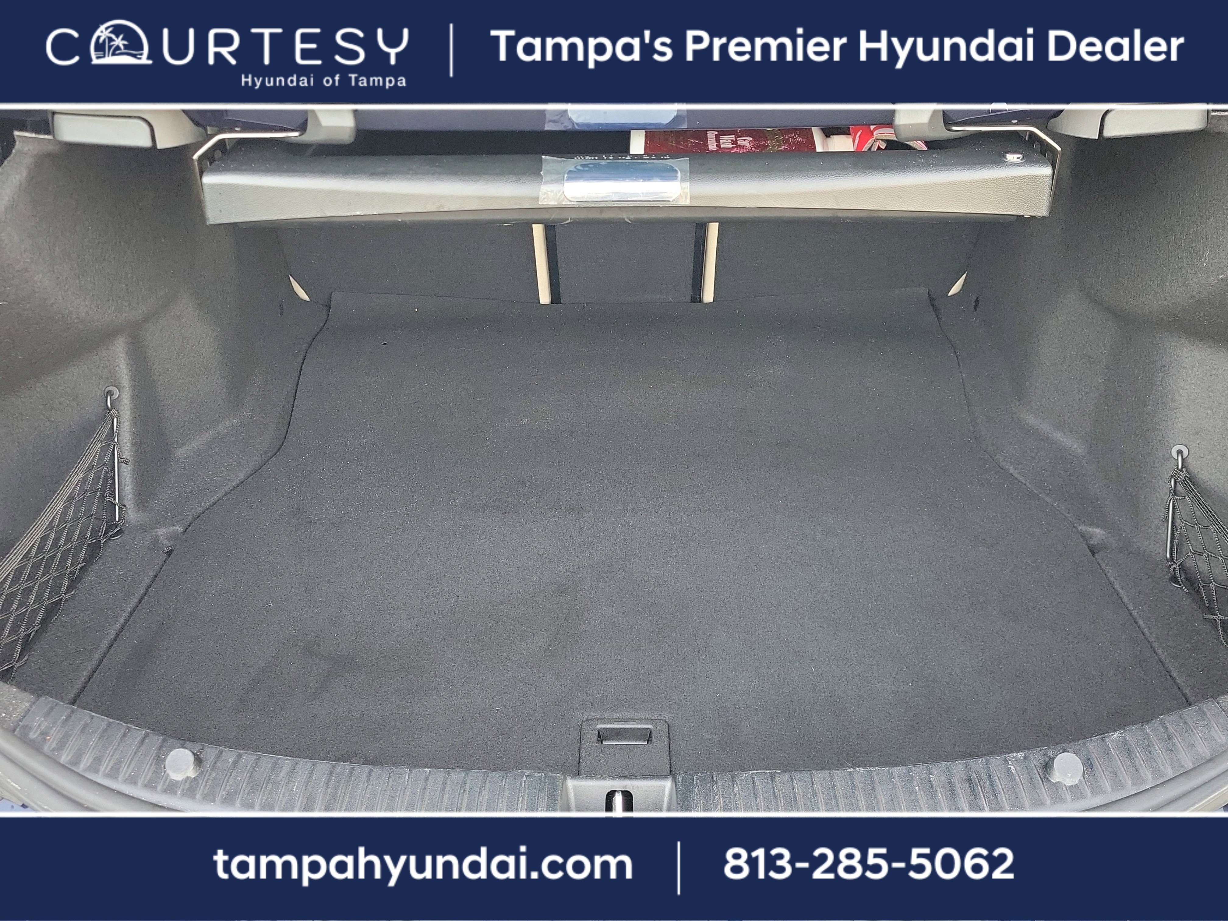 Used 2020 Mercedes-Benz C 300 4MATIC Sedan image 8